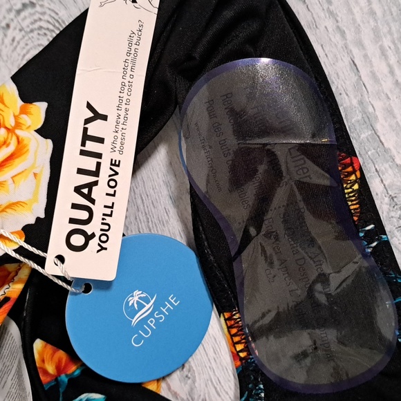 Cupshe Halter Cutout Lace Up One Piece Swimsuit in Black - Picture 11 of 14